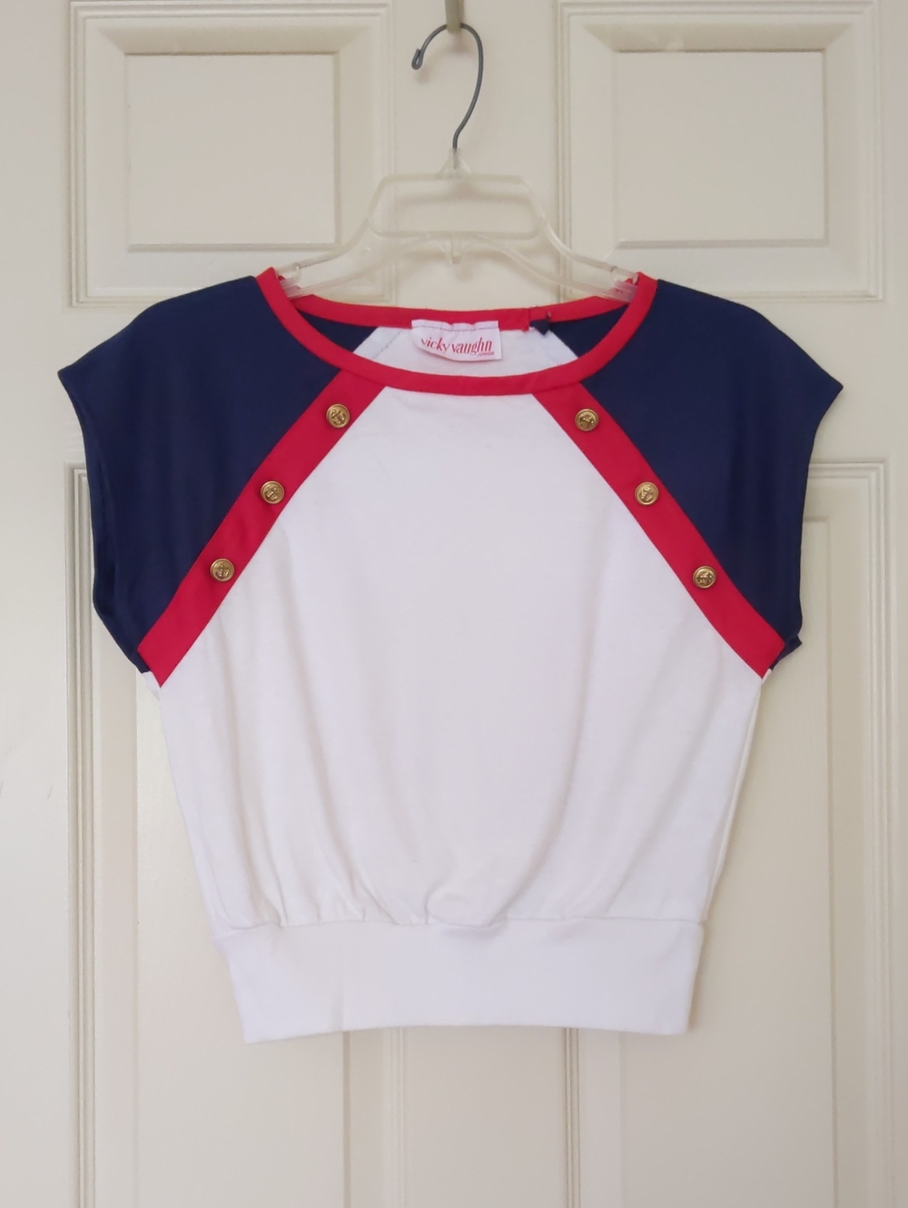 Vintage Vicky Vaughn White, Navy & Red Short-Sleeve Gold Buttons Accent Top.